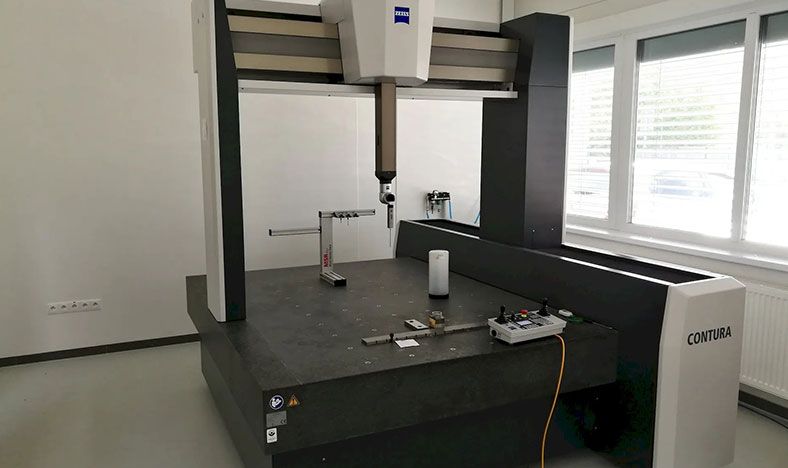 Zeiss coordinate measuring machine